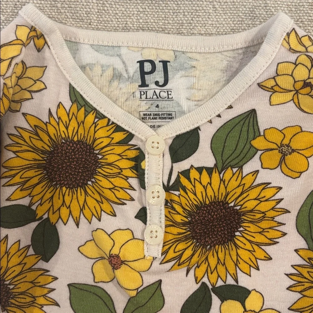 PJ Place Sunflower Pajama Set Size‎ 4